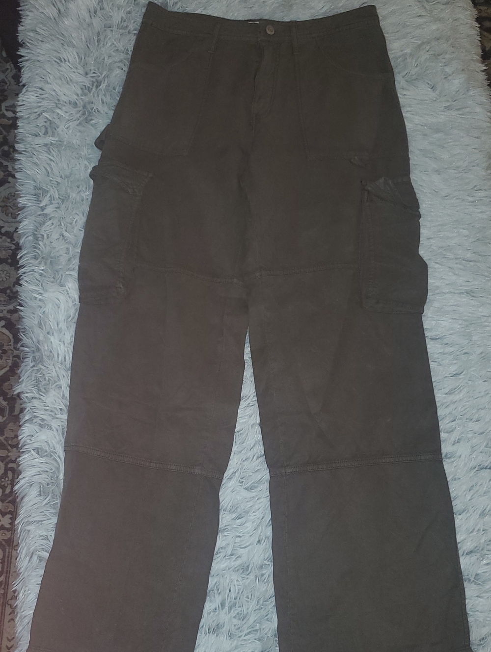 *Zara Cargo Pants in Dark Olive*